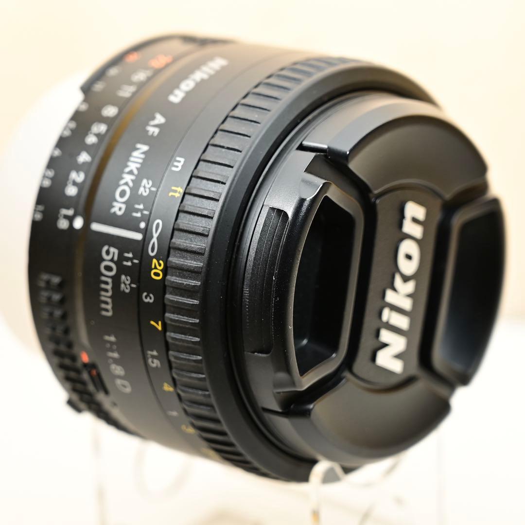美品　Nikon AF NIKKOR 50mm f/1.8D レンズ