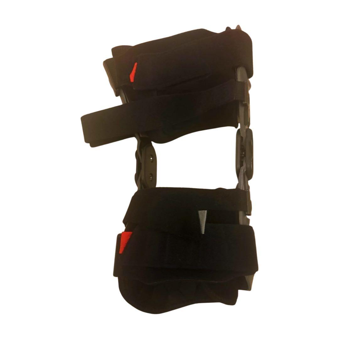 マクダビッド (McDavid) M4200左膝サポーターMサイズ