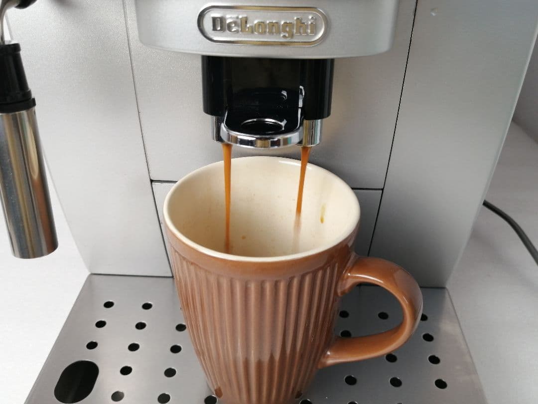 デロンギ　全自動コーヒーマシン　マグニフィカS　ECAM22110SBHN　21