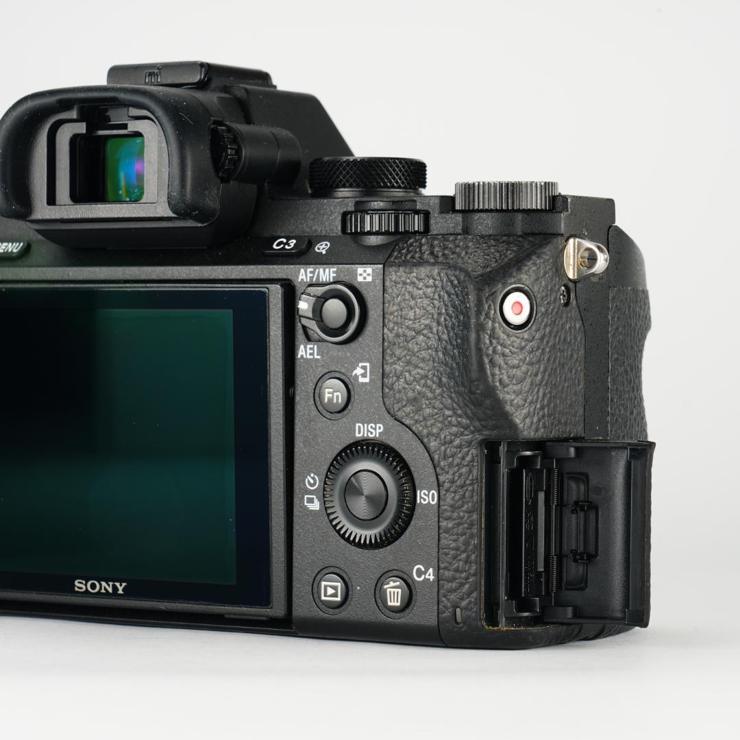 美品！SONY α7II完全セット 8798回 フルサイズデビューに最適