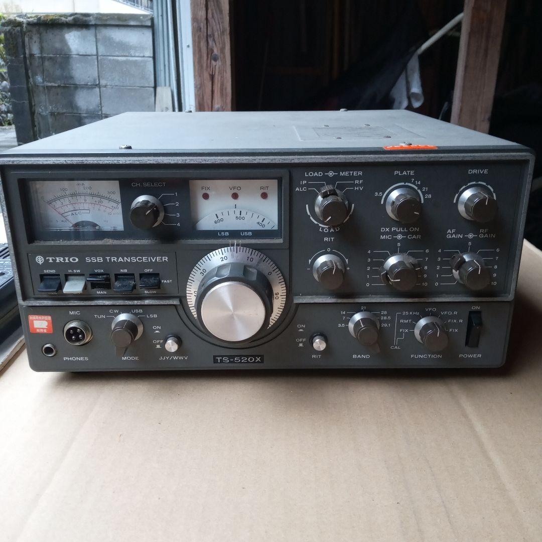 トランシーバー TRIO SSB transceiver Model TS-520