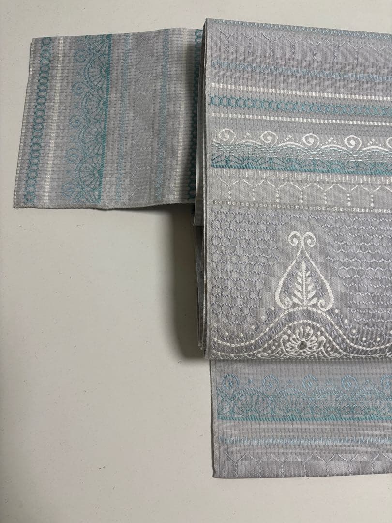最終値下げ【超美品】博多織 名古屋帯／上品グレー×繊細レース風模様