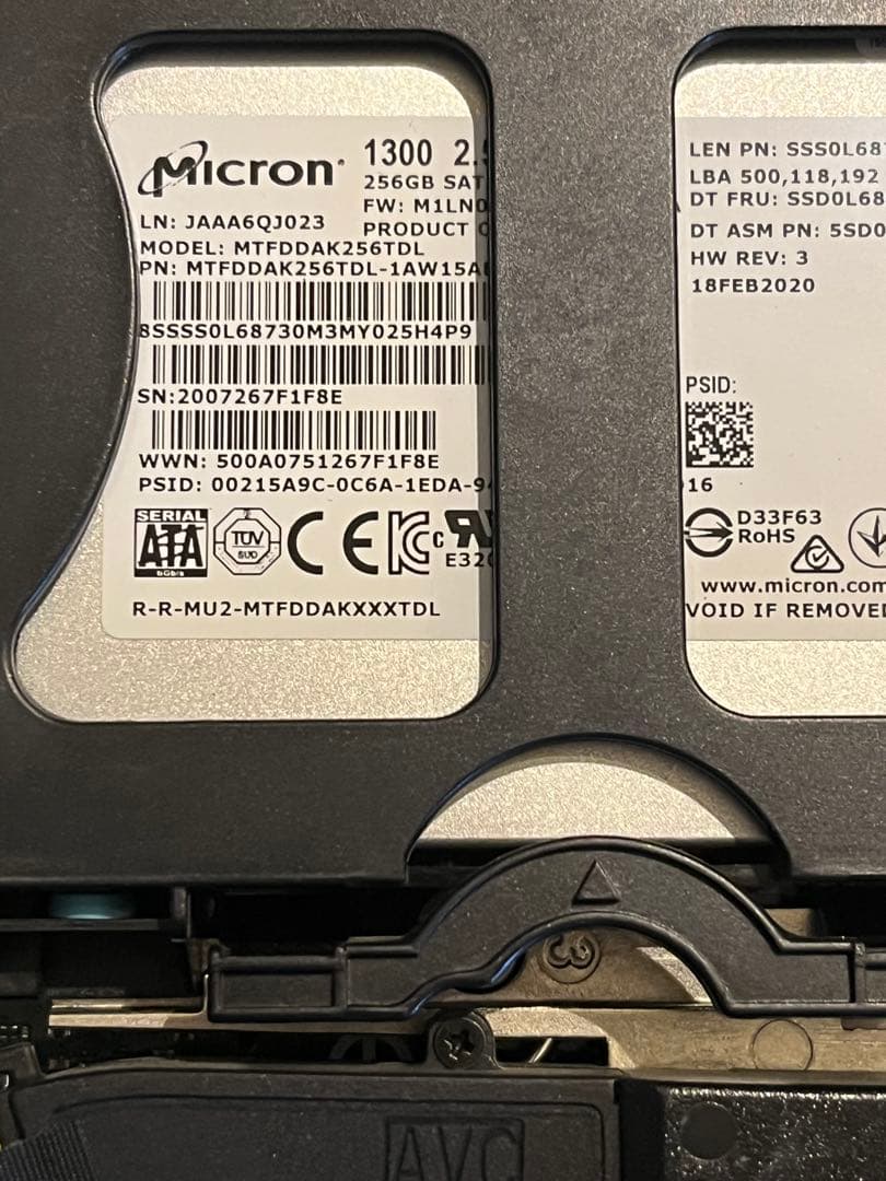 ThinkCenter Tiny M720q 10T8 本体　Lenovo