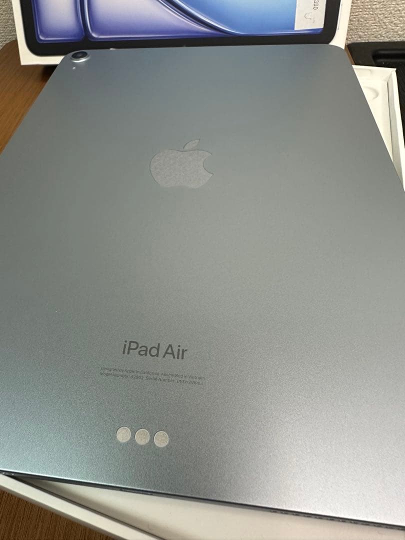 【極美品】iPadAirM2 128GB MUWD3J/A VX4LL