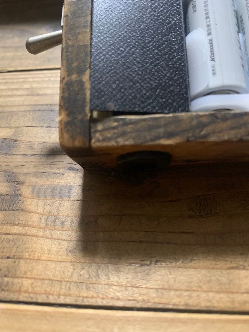 ① 古道具 アンティーク雑貨 古材とミニモールドのランプ