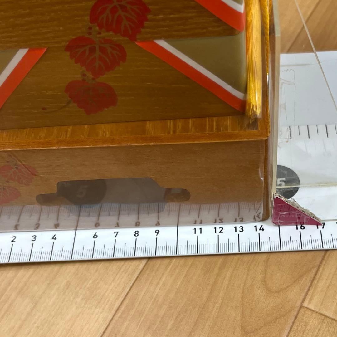 雛人形　桃の節句　雛道具　ケヤキ塗　蔦蒔絵
