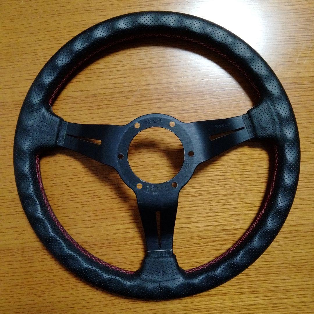 【貴婦人】NARDI N753 ディープコーン／パンチングレザー