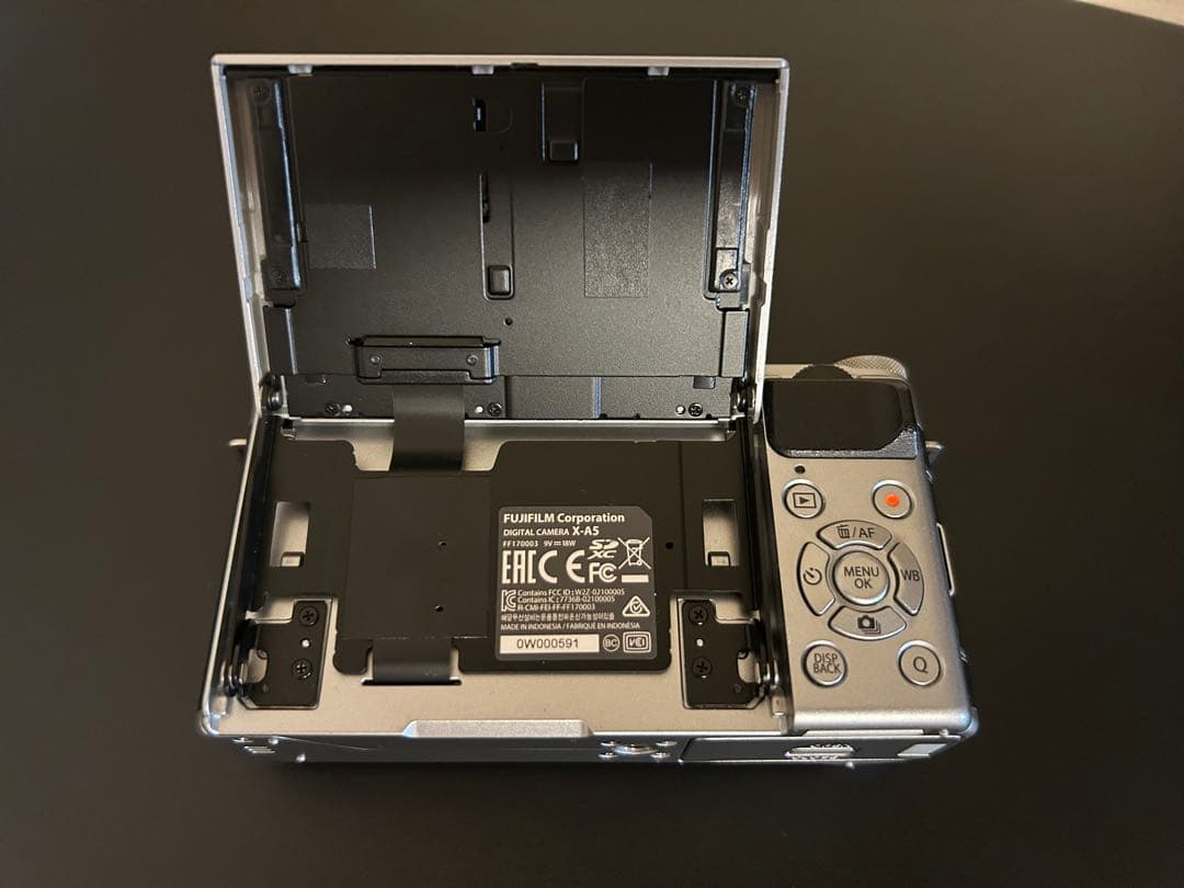 【Haha】FUJIFILM X-A5 ミラーレス一眼カメラ 動作確認済