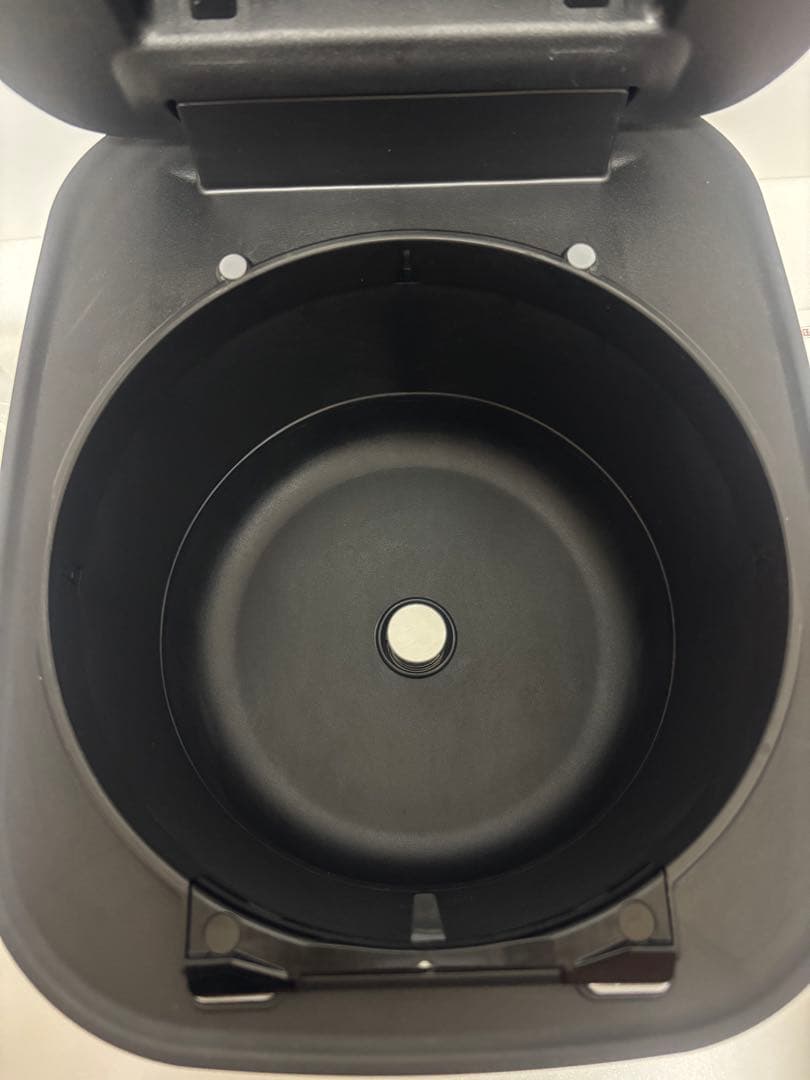 日立IH炊飯器　RZ-YMD100HJ 2025年製