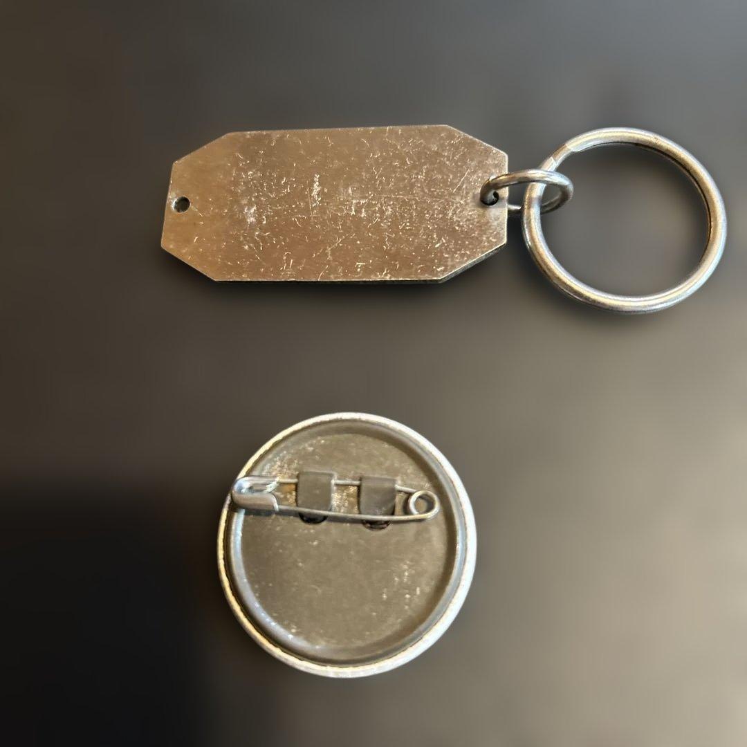 ハッチ　カルコーク　クリームソーダ　キーホルダー 缶バッジ　セット