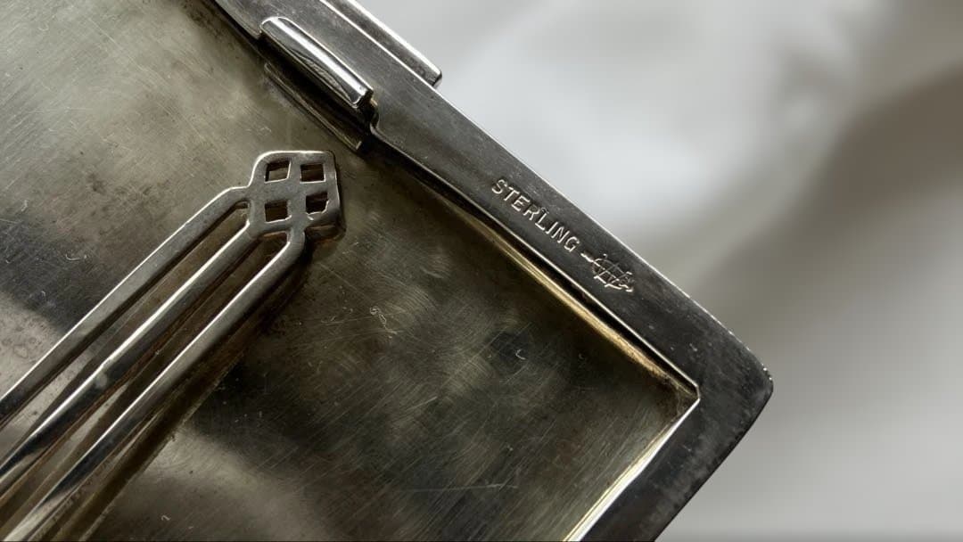 アンティーク　スターリングシルバー製のシガレットケース