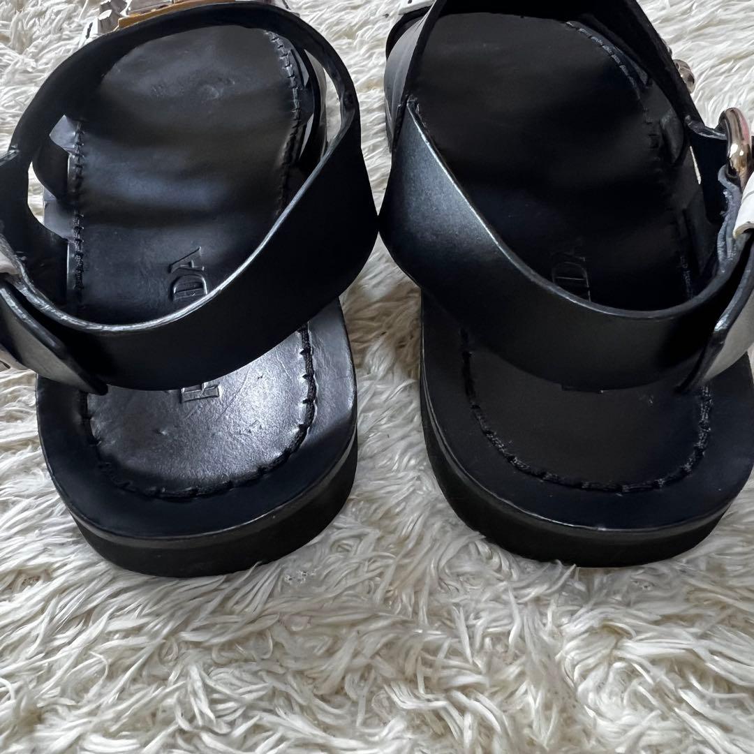 PRADプラダ スタッズ サンダル 38.1/2 (25~25.5くらい)メタル