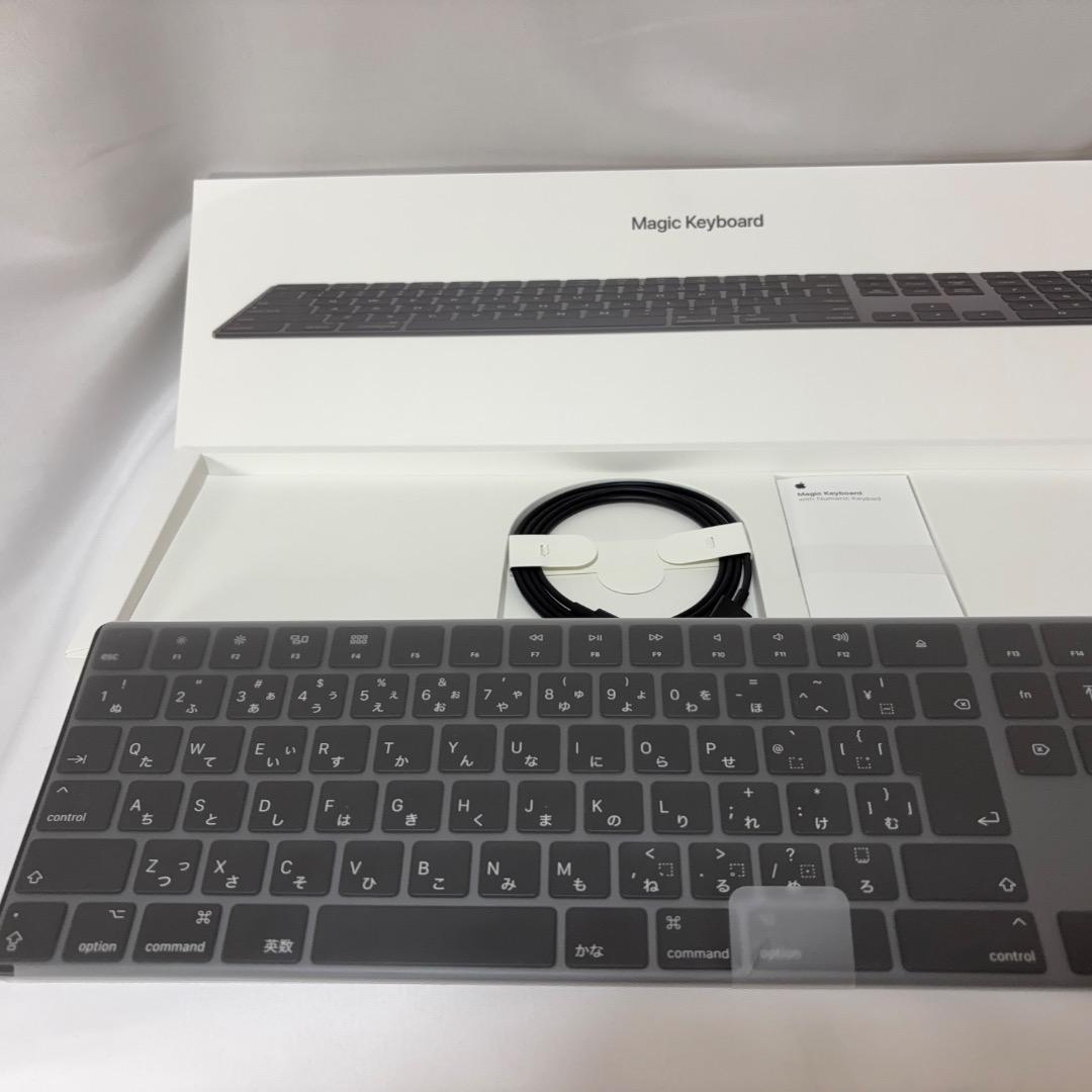 Mac mini（M1,2020）CTOモデル（+純正周辺機器セット）