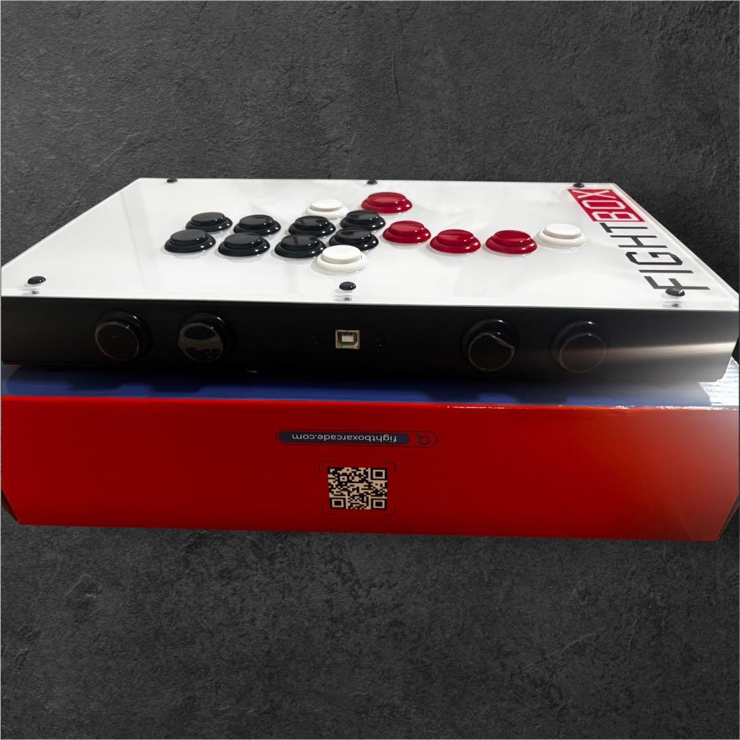 FIGHTBOX アーケードコントローラー　レバーレス　アケコン