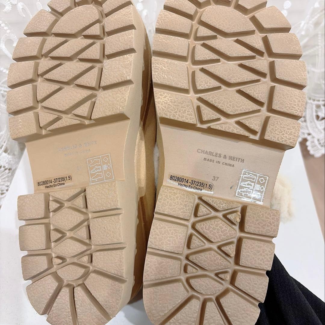 CHARLES & KEITH Bergen プラットフォームミュール