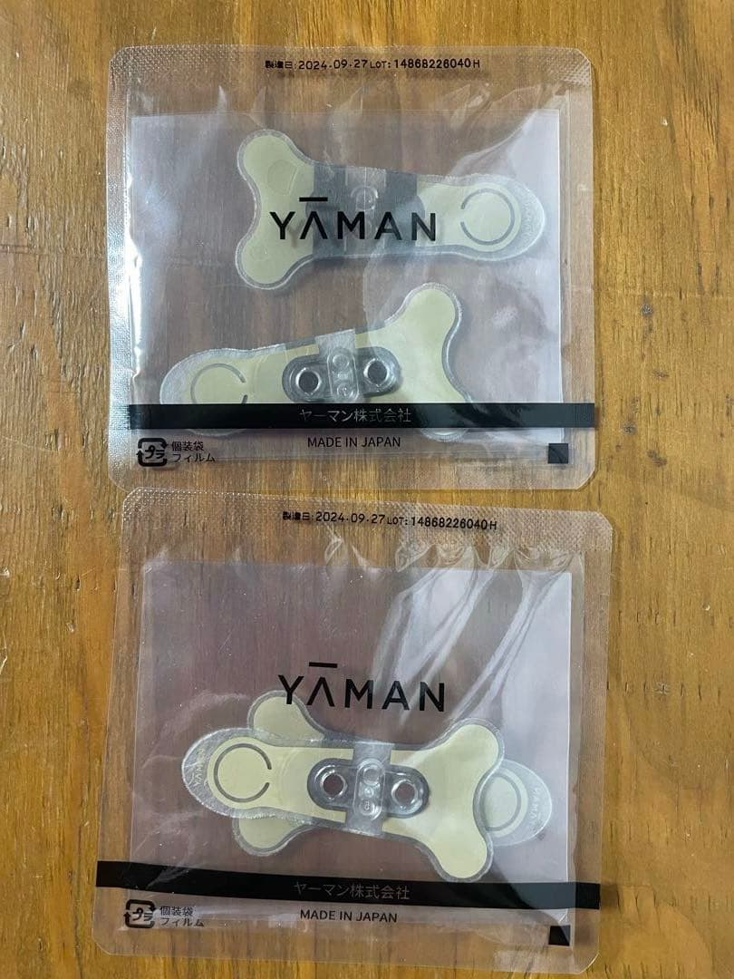 YA-MAN デザインリフトモア本体&シート目元2枚・口元2枚