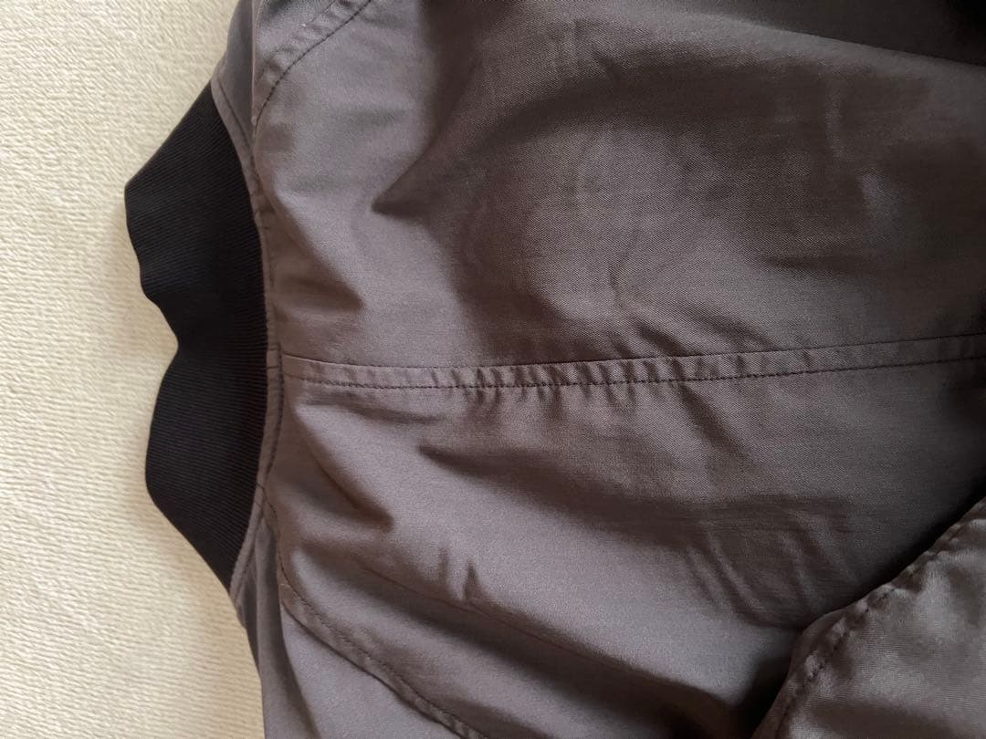 ストーンアイランド　ゴースト　ボンバージャケット