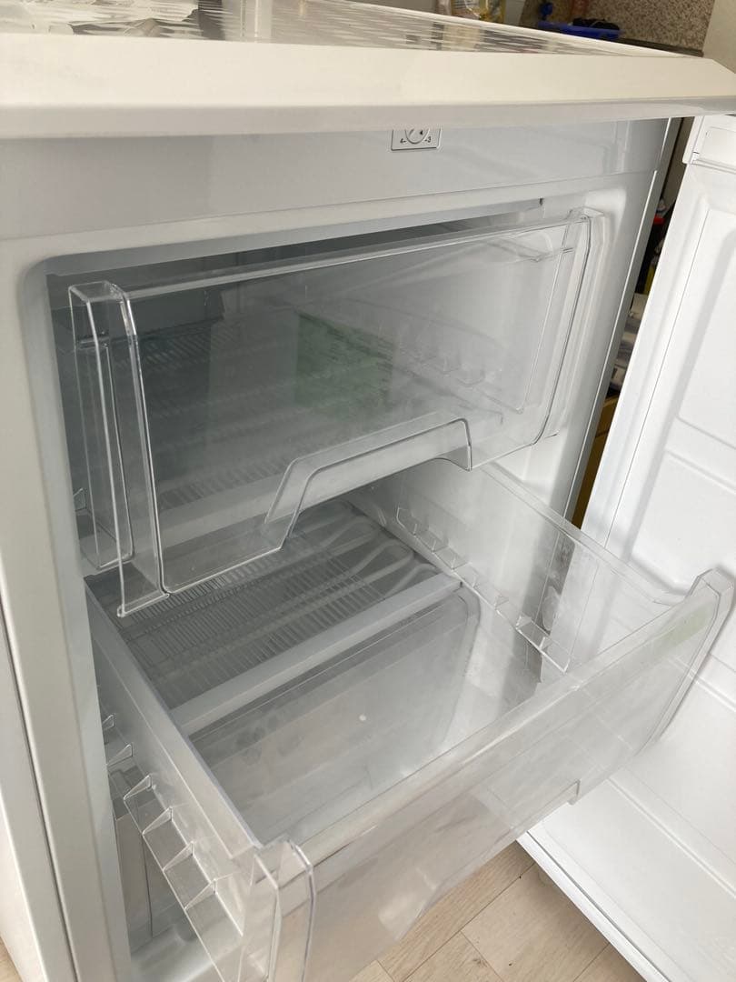 【2025年製】 comfee ノンフロン冷凍庫 86L