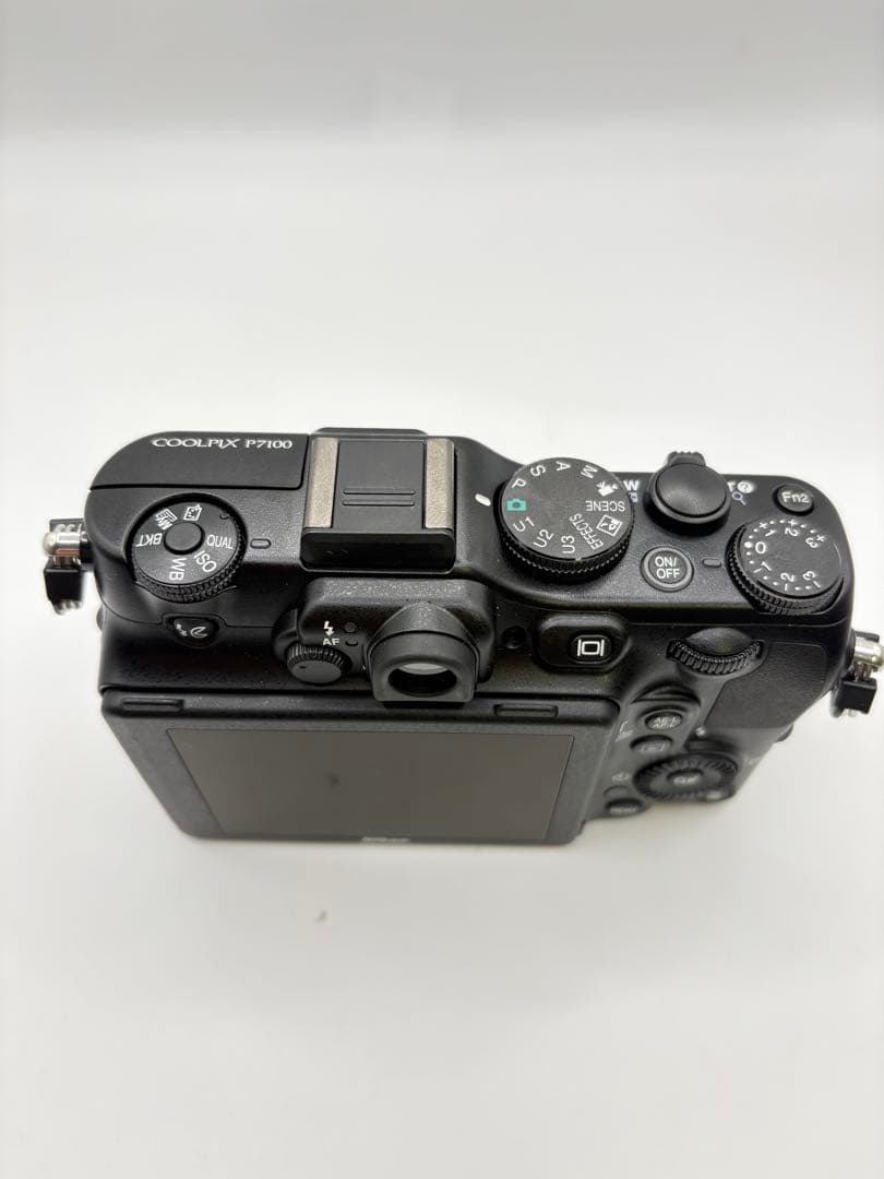Nikon COOLPIX P7100 コンパクトデジタルカメラ
