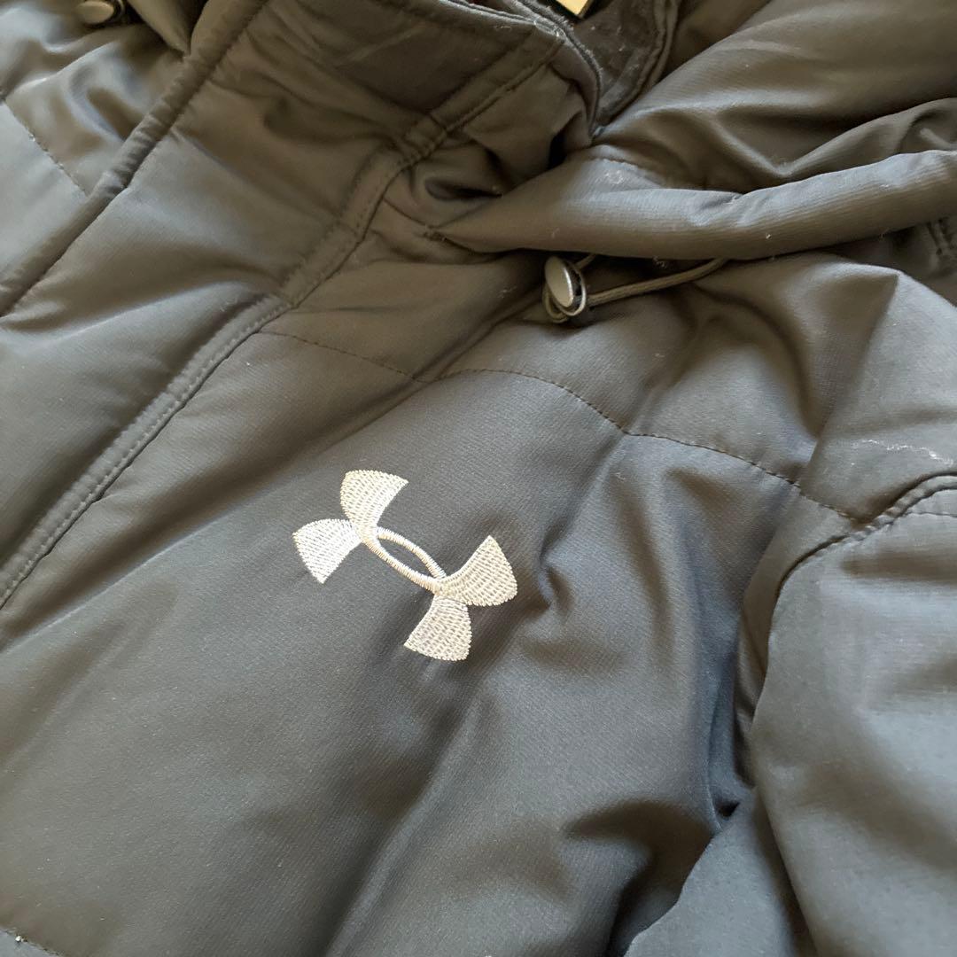 UNDER ARMOUR ブラック ベンチコート 中綿　LG