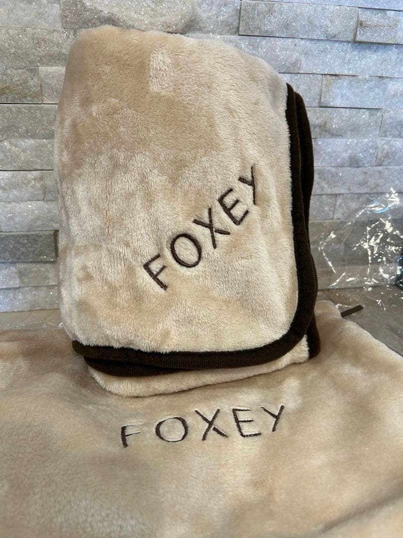 新品・未使用　FOXEY ブランケット　ハーフケット　キャメル　ノベルティ