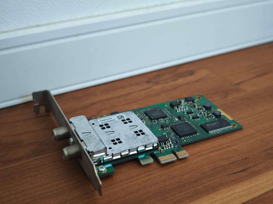 アースソフト PT3 2枚組　ロープロファイルブラケット2つ付属