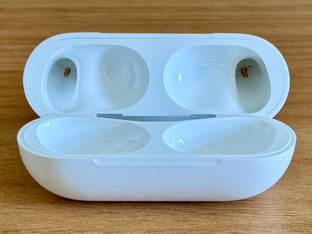 【Apple】AirPods Pro 2(Lightningコネクタ)