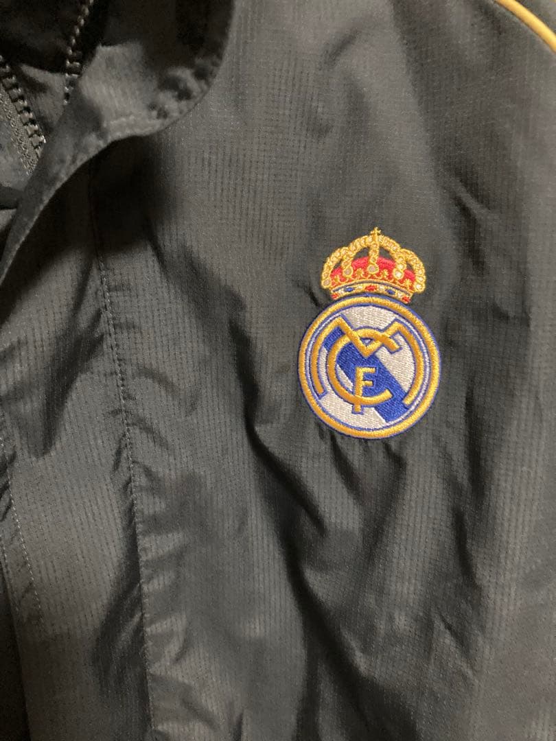 adidas レアルマドリード　ナイロンジャケット　Lサイズ 試着のみ