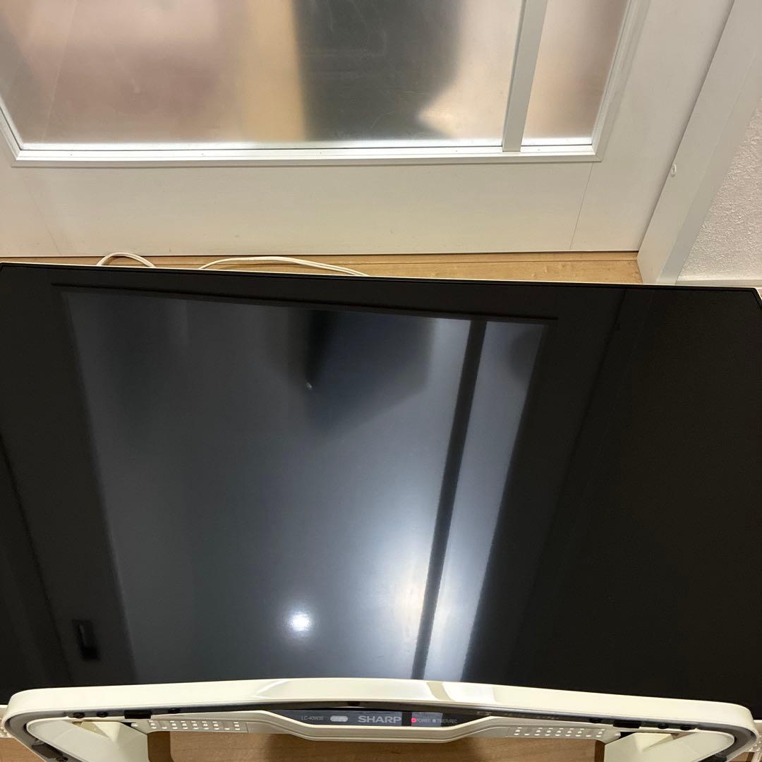 フルハイビジョンテレビ　シャープ　LC-40W35美品! ホワイト