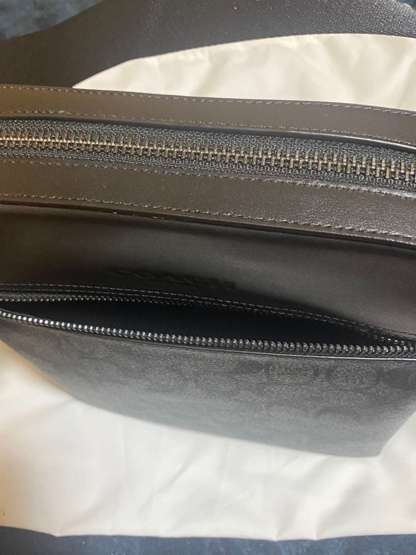 COACH ブラック ショルダーバッグ 新品未使用