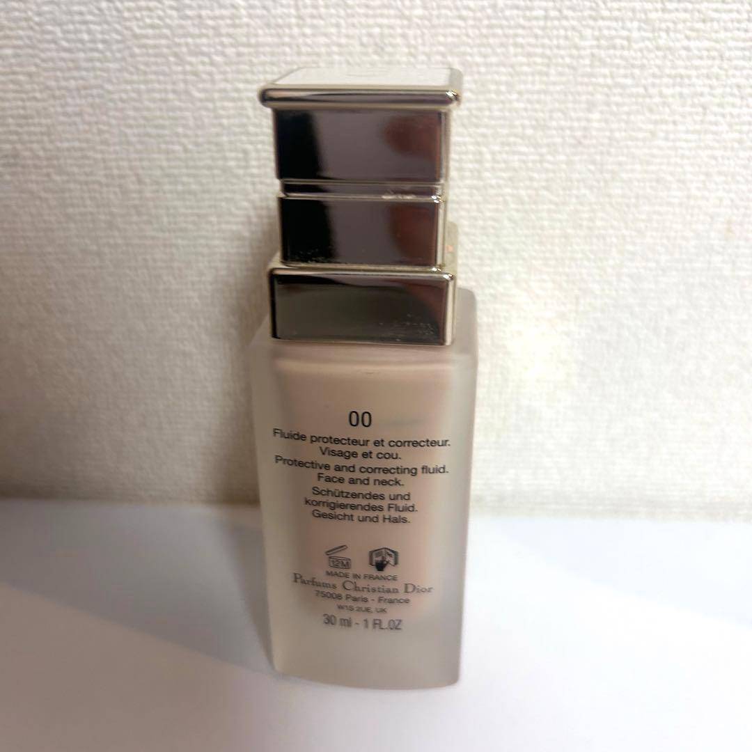 Dior Prestige Light In White BBクリーム