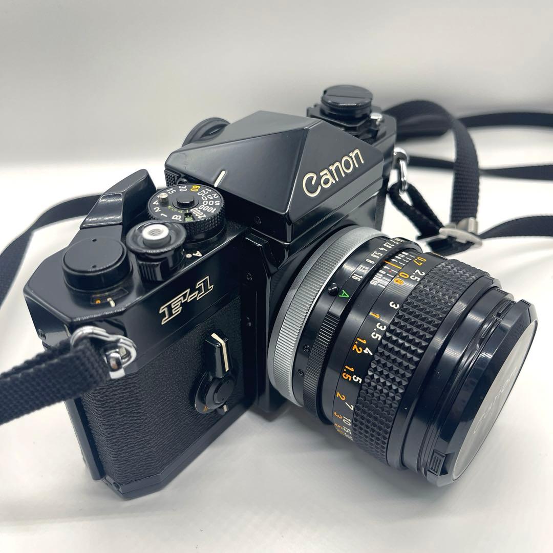 Canon F-1 カメラ本体とレンズ