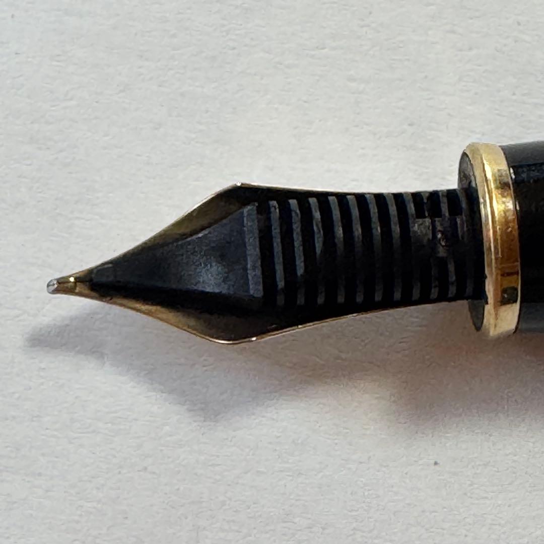 モンブラン万年筆　144 マイスターシュテュック 14K 585 コンバーター付