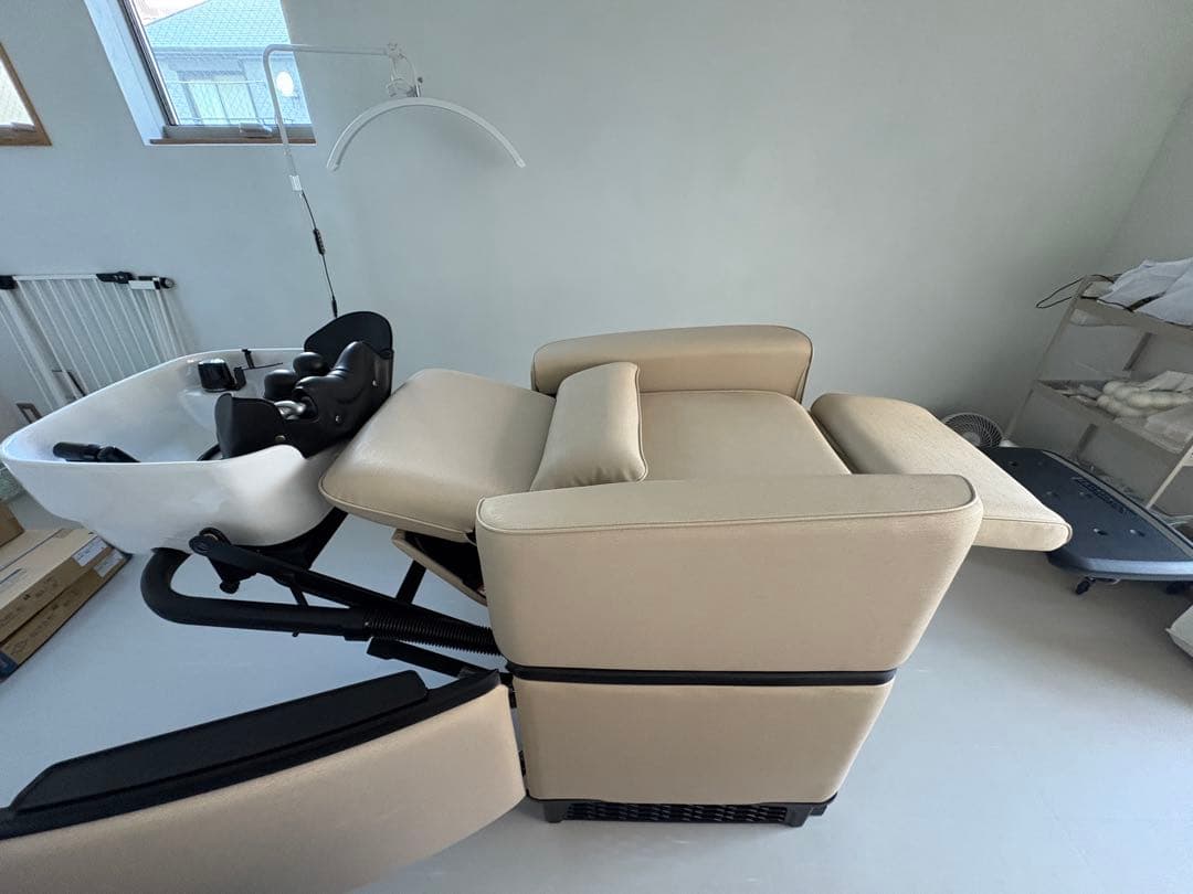 Zhi.NETタカラベルモントMINIMAL SALON UNIT ONE