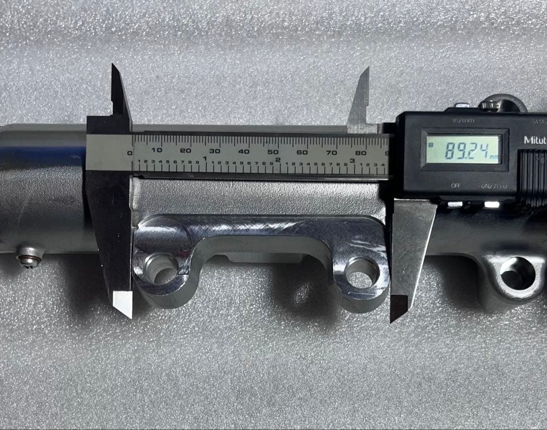 ハーレー　チョッパー　ダイナ　フロントフォーク　39ミリ スポーツスター