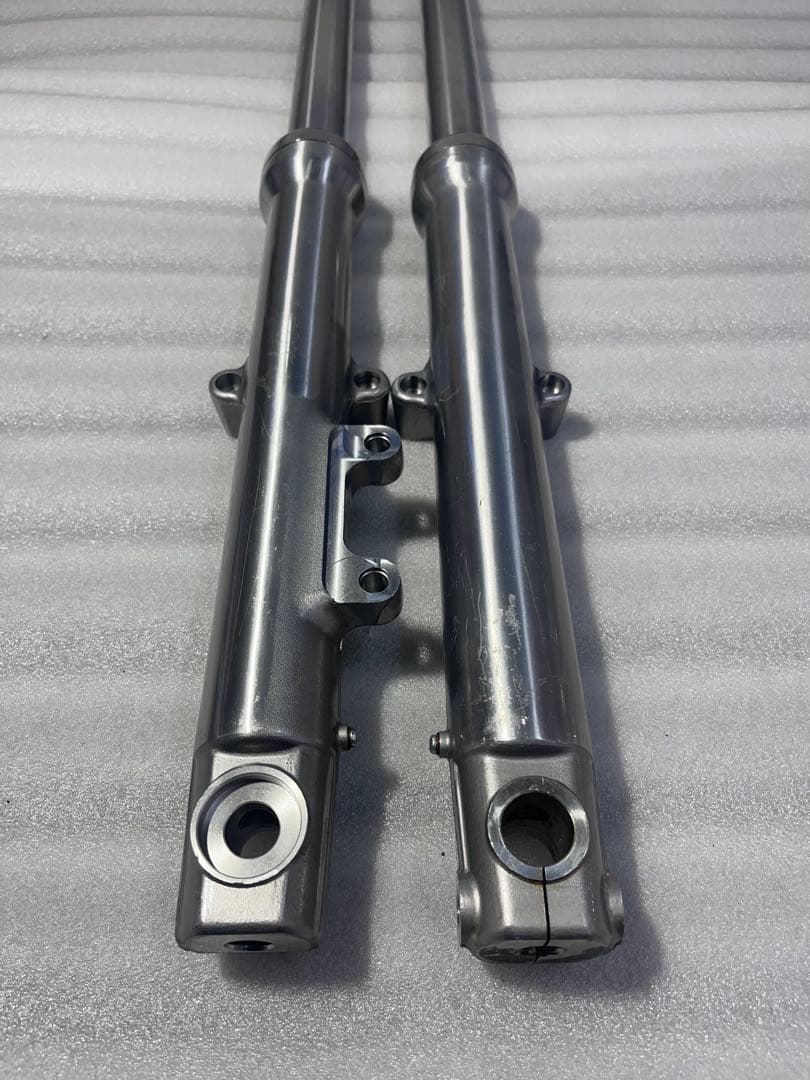 ハーレー　チョッパー　ダイナ　フロントフォーク　39ミリ スポーツスター