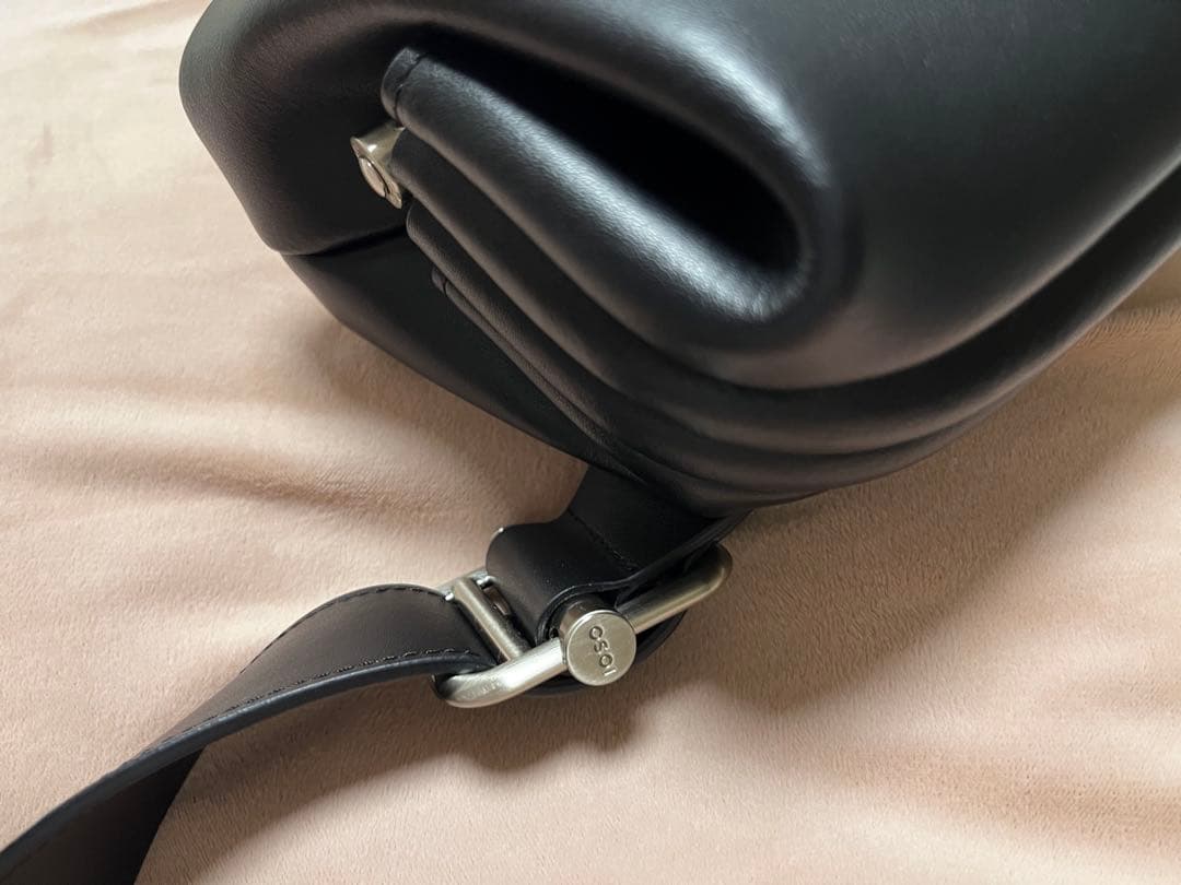 OSOI レザーバッグ　Pecan Brot ブラック