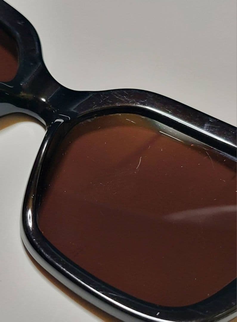 jan◆GUCCI◆インターロッキングロゴ付　サングラス　チェーン付き