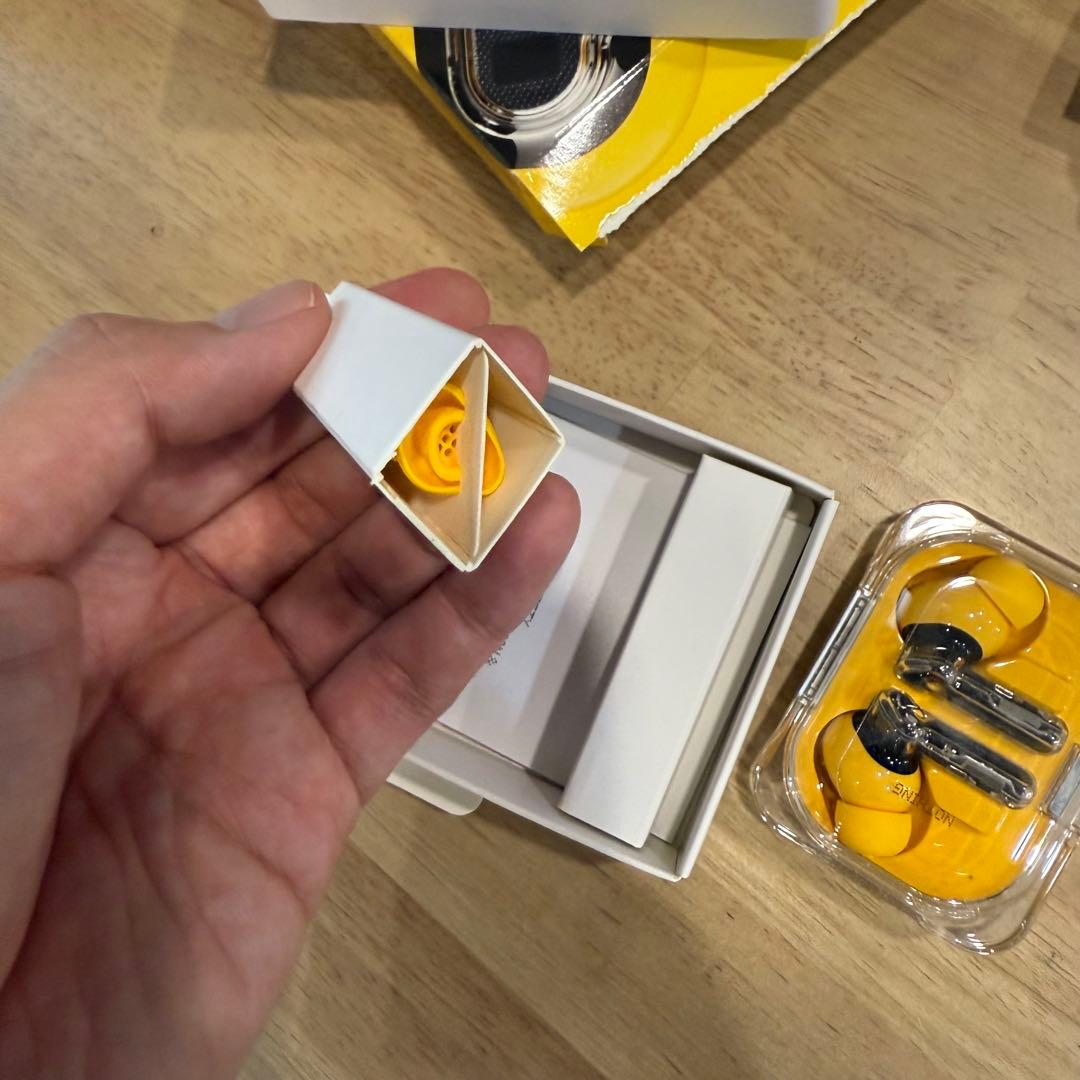 NOTHING Ear (a) イエロー