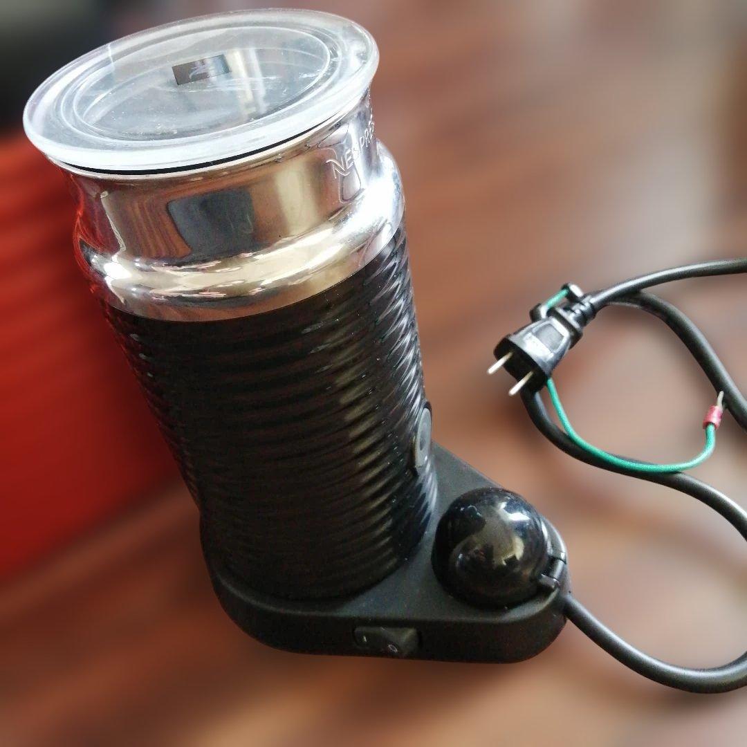 ネスプレッソ ネスプレッソコーヒーメーカー Nespresso ピクシーツー