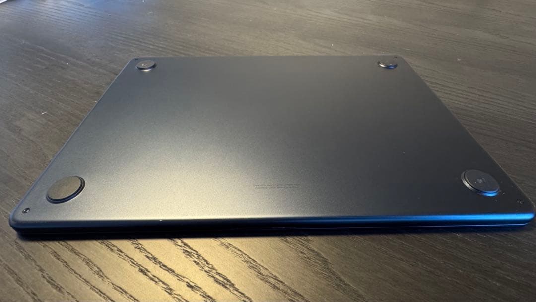 M2 MacBook Air 2022 ミッドナイト 13.6インチ