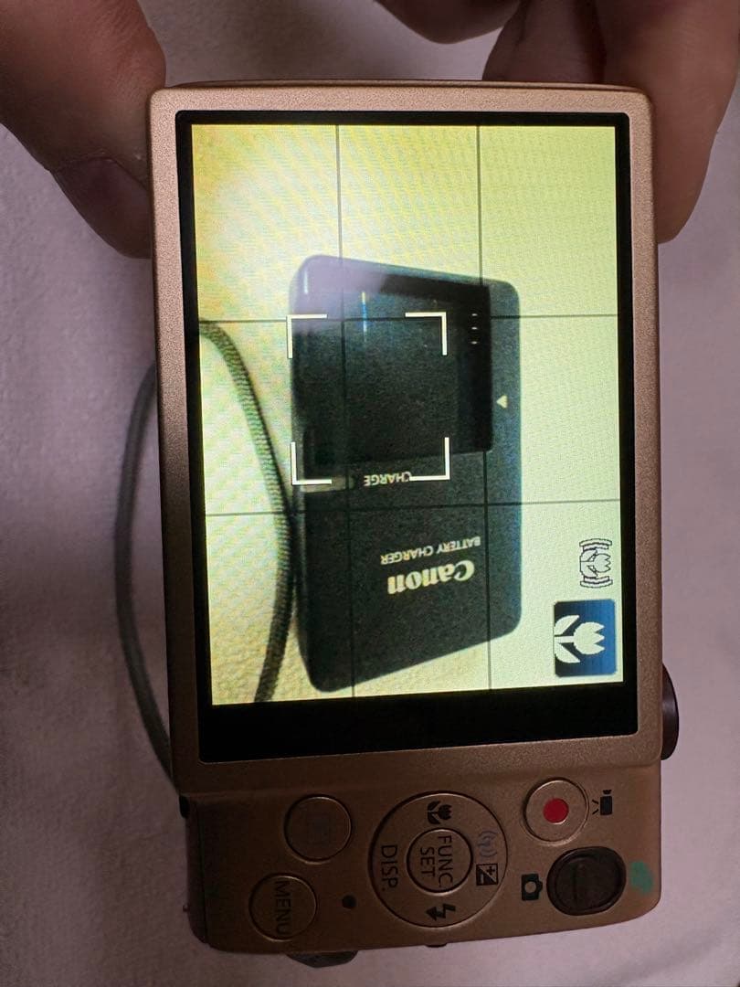 Canon IXY620Fデジタルカメラ　バッテリーチャージャーセット