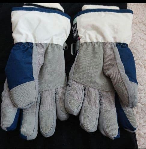 キッズ ジュニア スキーウェア グローブ　セット