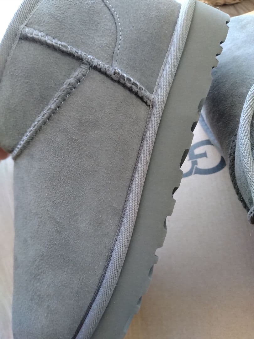 UGG　Classic Ultra Mini ブーツ