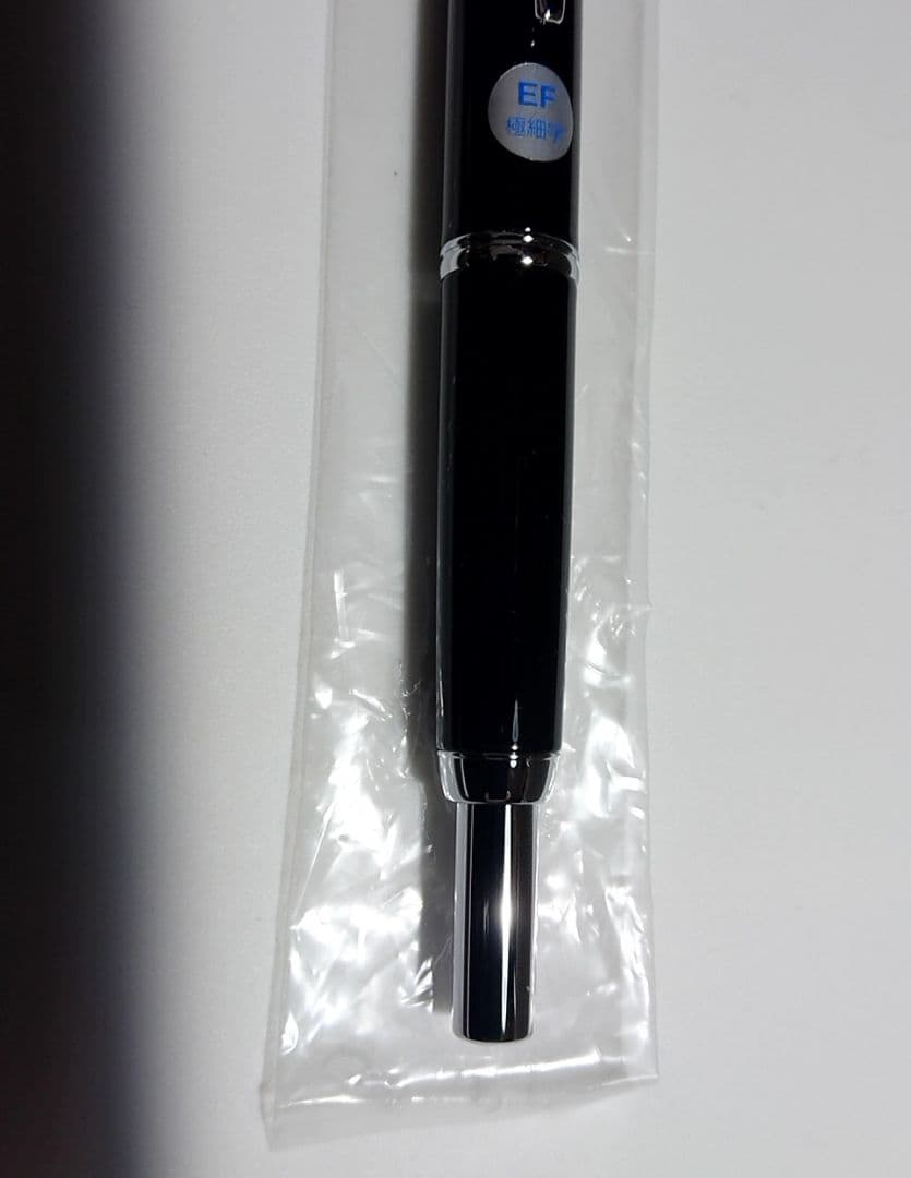 PILOT Capless 万年筆 EF ブラック