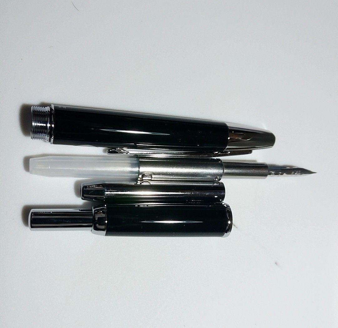 PILOT Capless 万年筆 EF ブラック