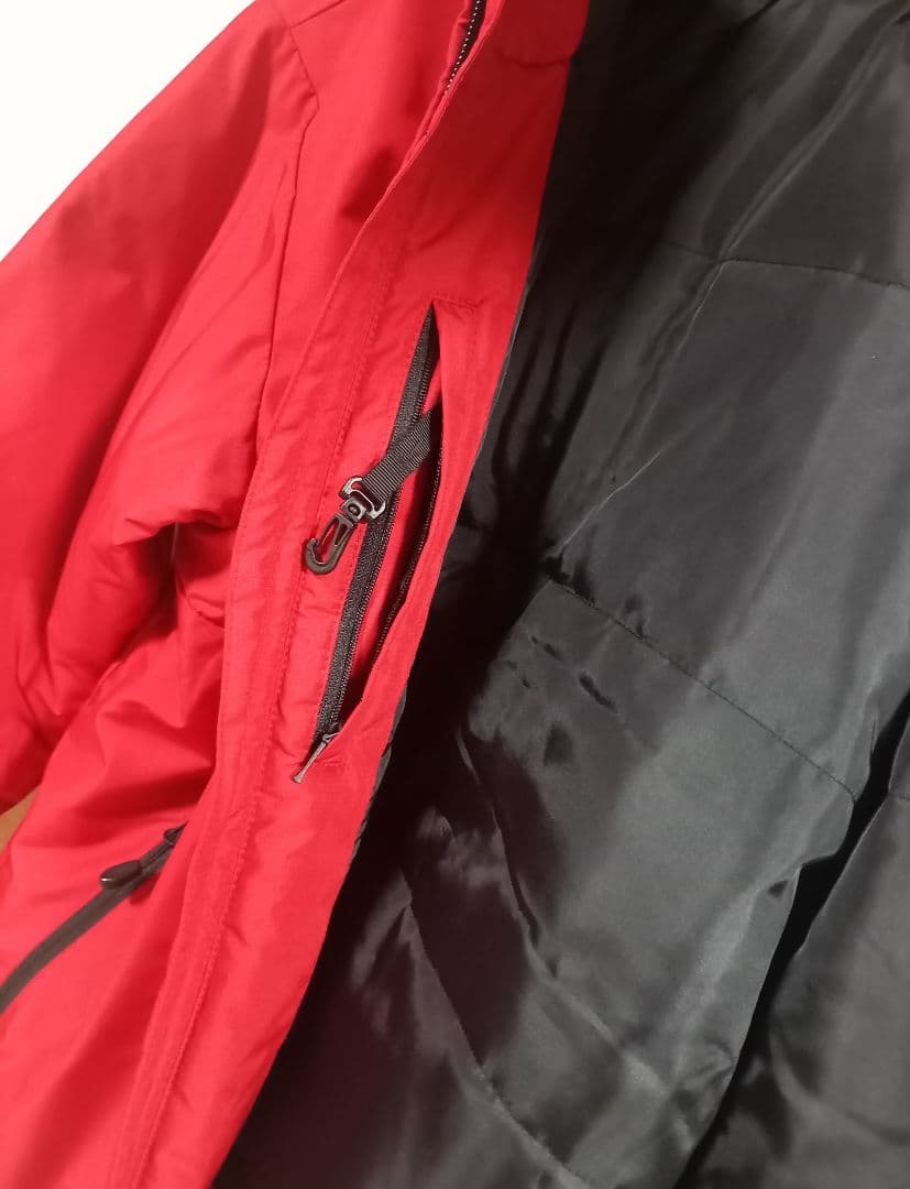 美品　エバーグリーン●E.G.ライトフーディージャケット●Mサイズ　レッド