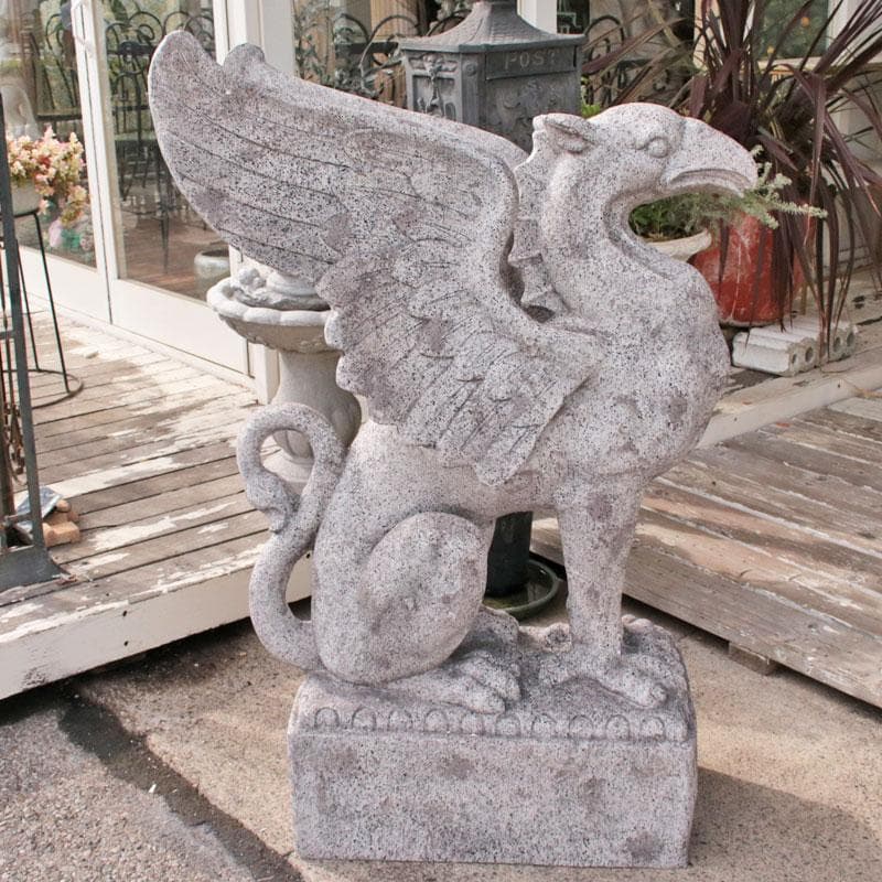 石像風グリフォン 樹脂製 神話の守護者が佇むガーデンオブジェ 143-212