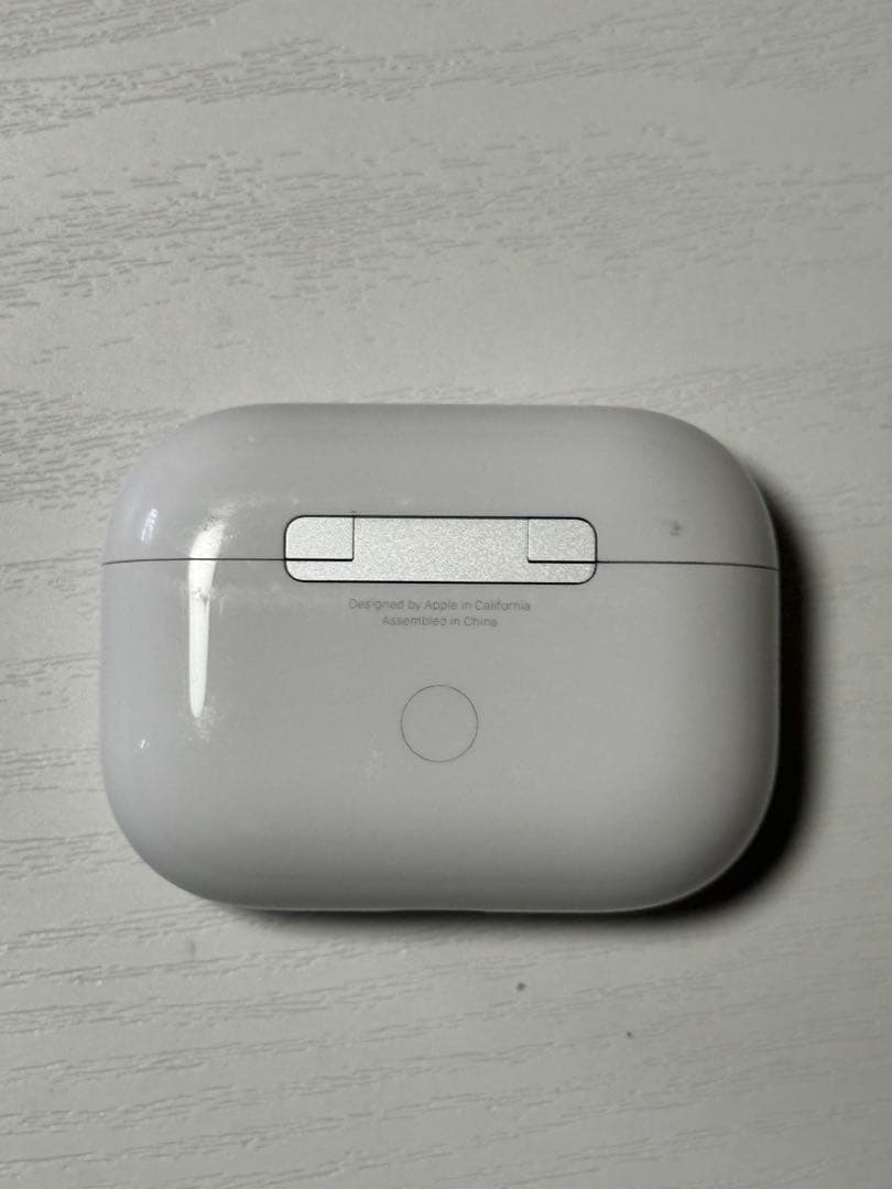 Apple AirPods Pro第2世代本体 ホワイト 充電ケース付き