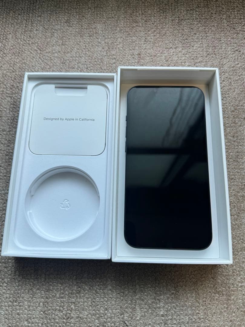 【美品】iPhone13 128GB ミッドナイトApple SIMフリー